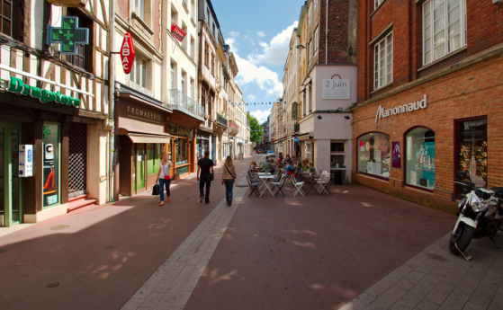 Un quart des Français se disent régulièrement à découvert à la fin du mois, selon un sondage