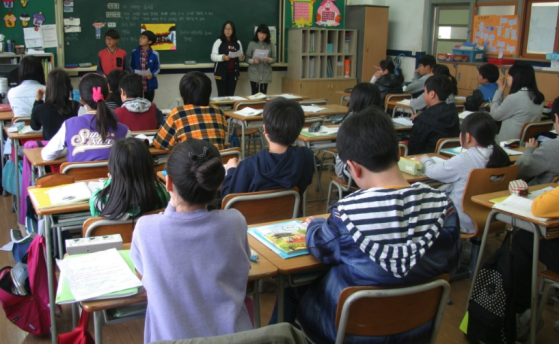 Scandale d’agressions sexuelles sur mineurs dans plusieurs écoles parisiennes : trois hommes interpellés